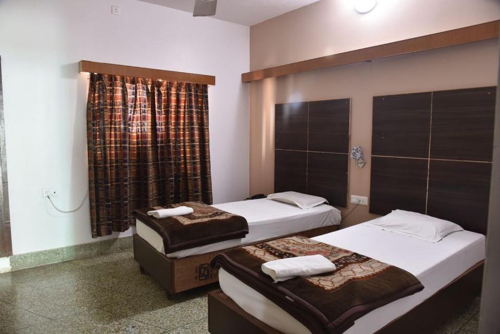 Hotel Ajaya Βαρανάσι Εξωτερικό φωτογραφία
