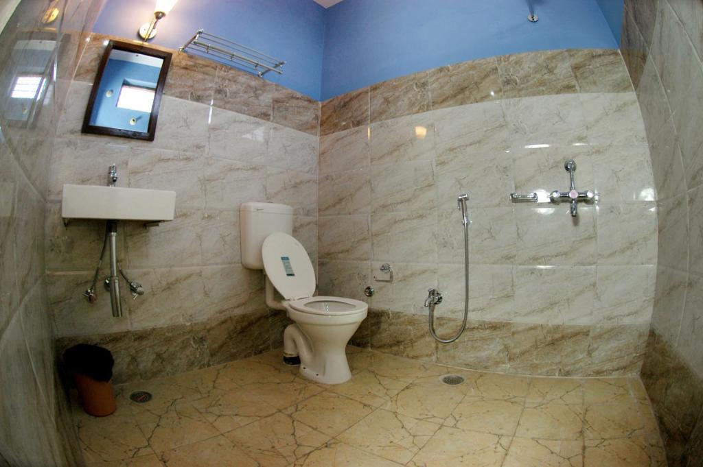 Hotel Ajaya Βαρανάσι Δωμάτιο φωτογραφία